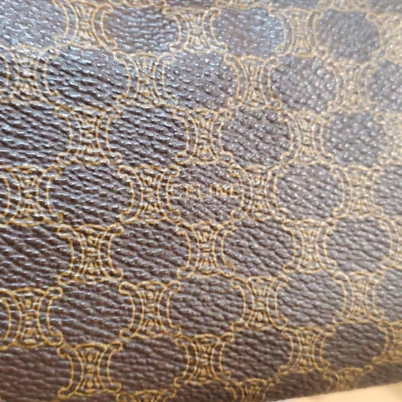 🇮🇹CELINE Paris Macadam PVC leather Bifold long Wallet🤎💛 - Picture 7 of 17